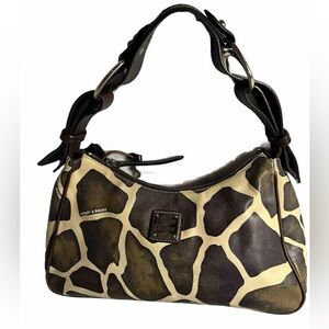 Dooney & Bourke Hobo Giraffe pattern Leather Bag Pre owned Excellent Condition
